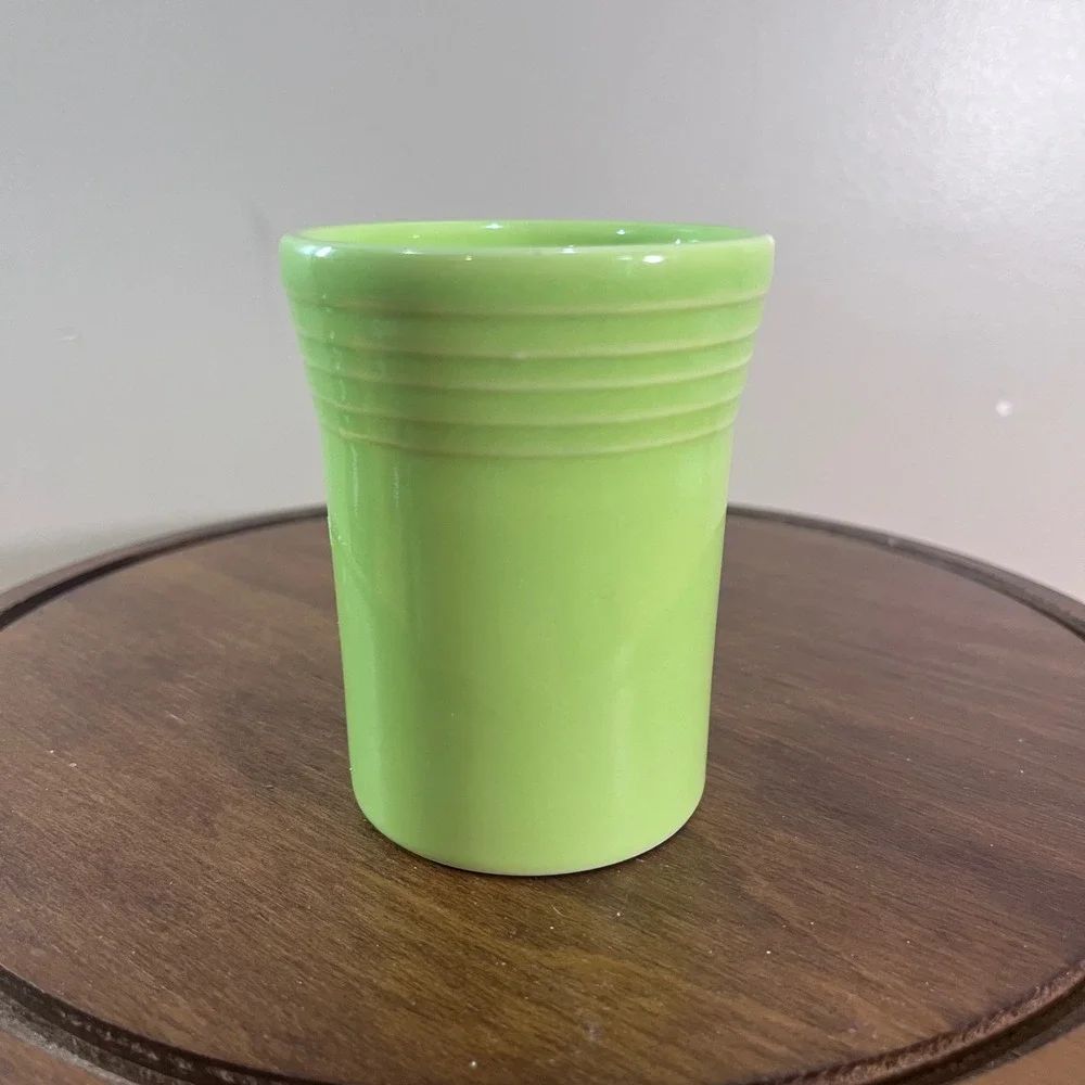 Fiesta Chartreuse Green Tumbler Homer Laughlin Ceramic Juice Cup Vtg Style